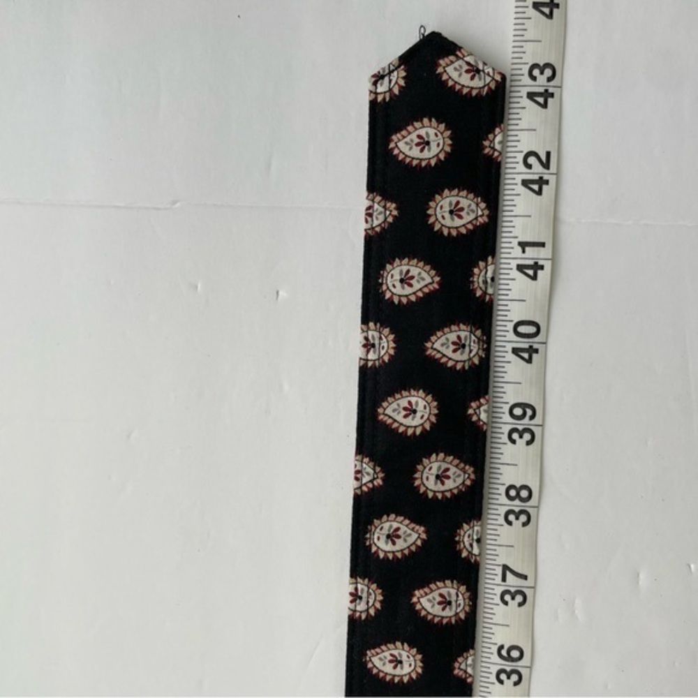 Vera Bradley Reversible Belt Black/Cream/Red‎ - Picture 7 of 12